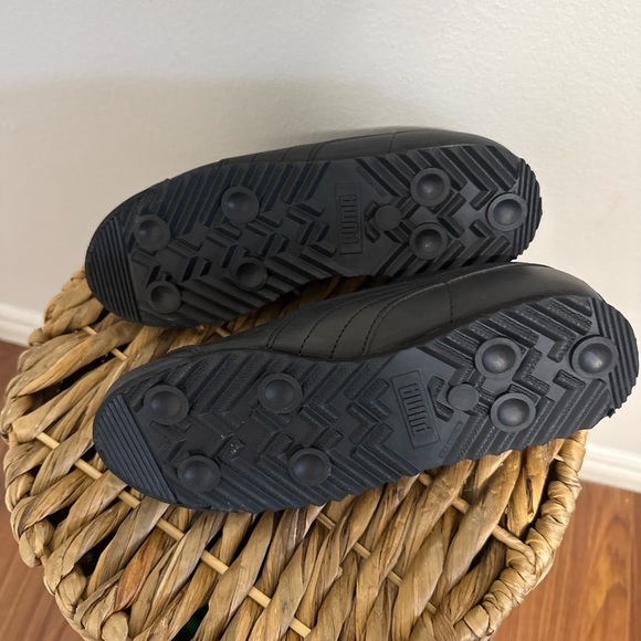 Puma Roma Black Leather Sneakers - Picture 3 of 3